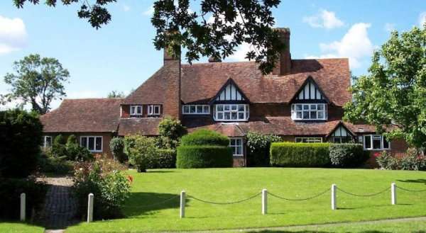 The Brickwall Hotel