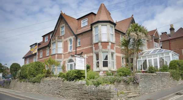 The Castleton Hotel