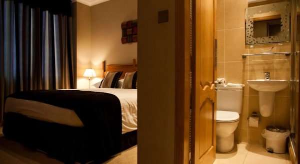 The City Hotel