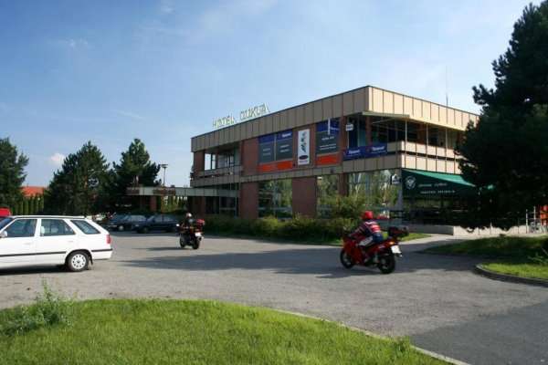 HOTEL DUKLA